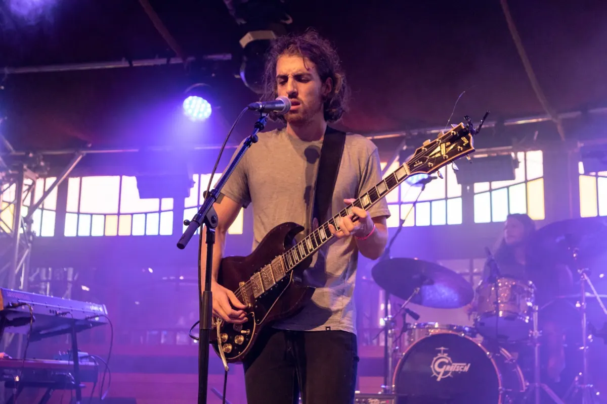 Jesse Mac Cormack : Haldern Pop Festival (Wikimedia Commons)