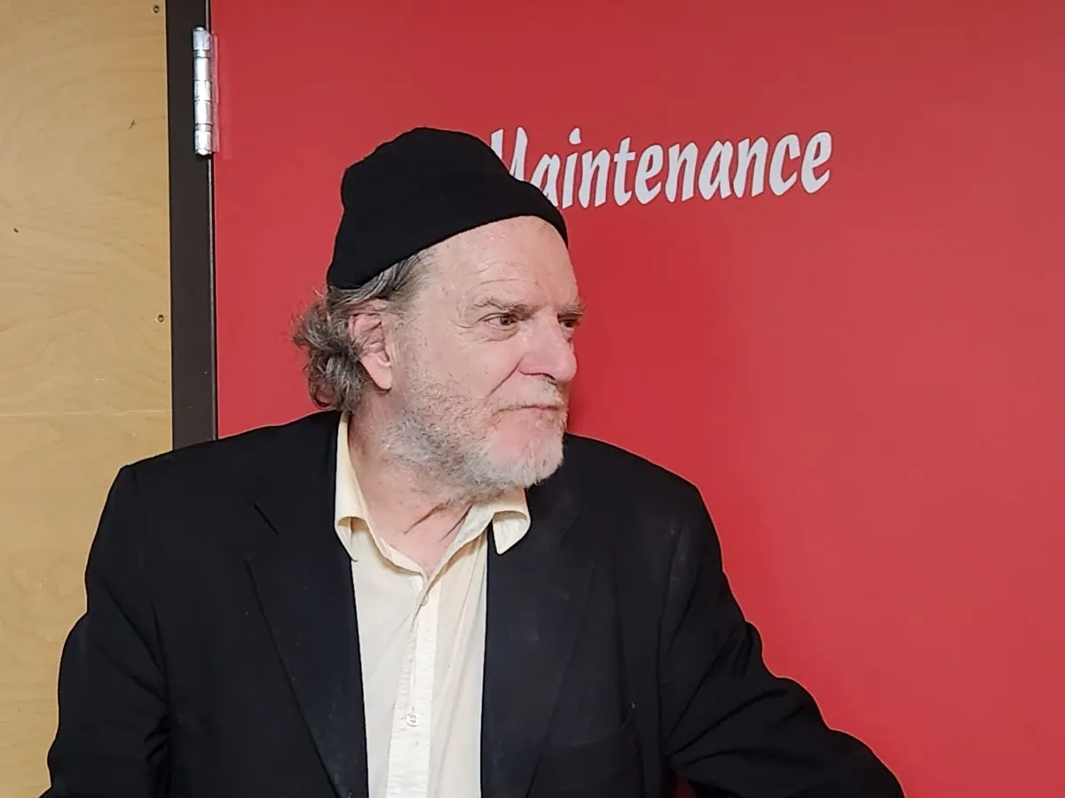 Stephen Faulkner : Wikimedia Commons